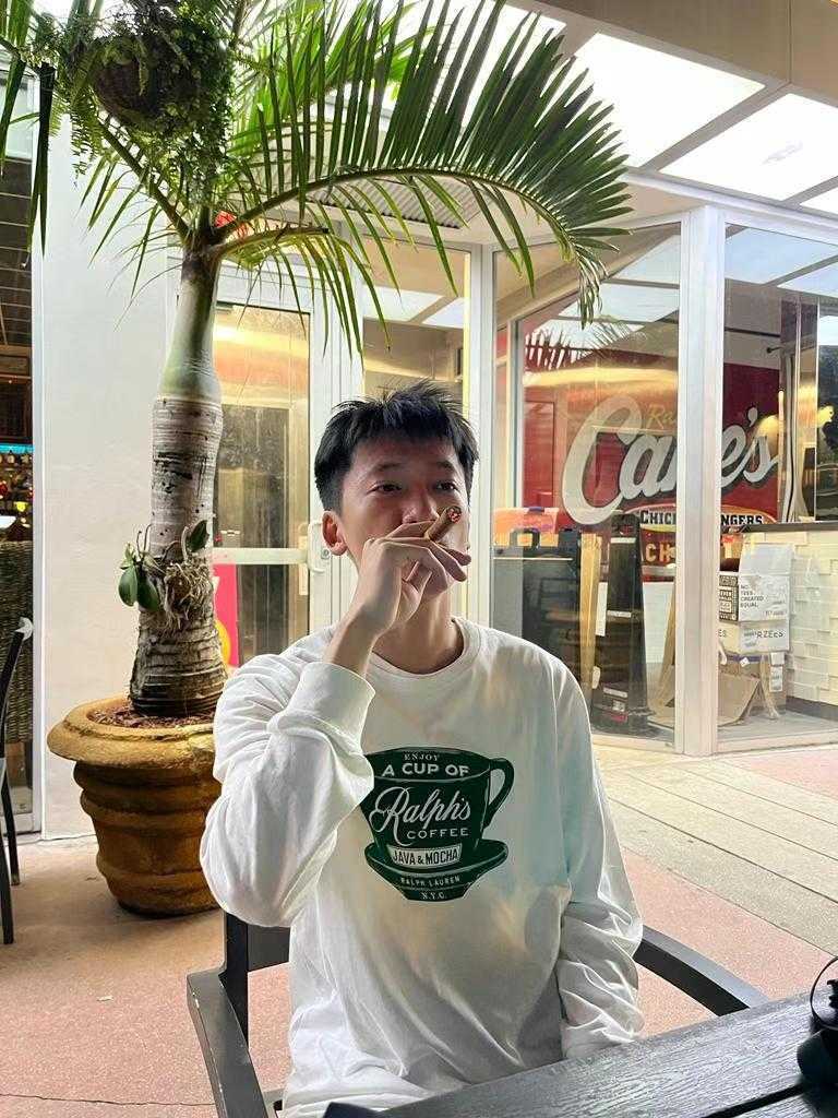 Yan Zhu